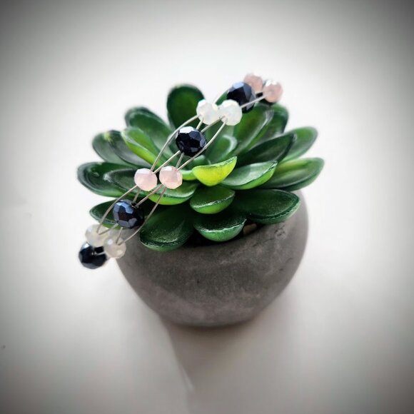 Ladies Adjustable Handcrafted Glass Bead Bracelet Dressy, Bride, Bridal Party. - Picture 4 of 4